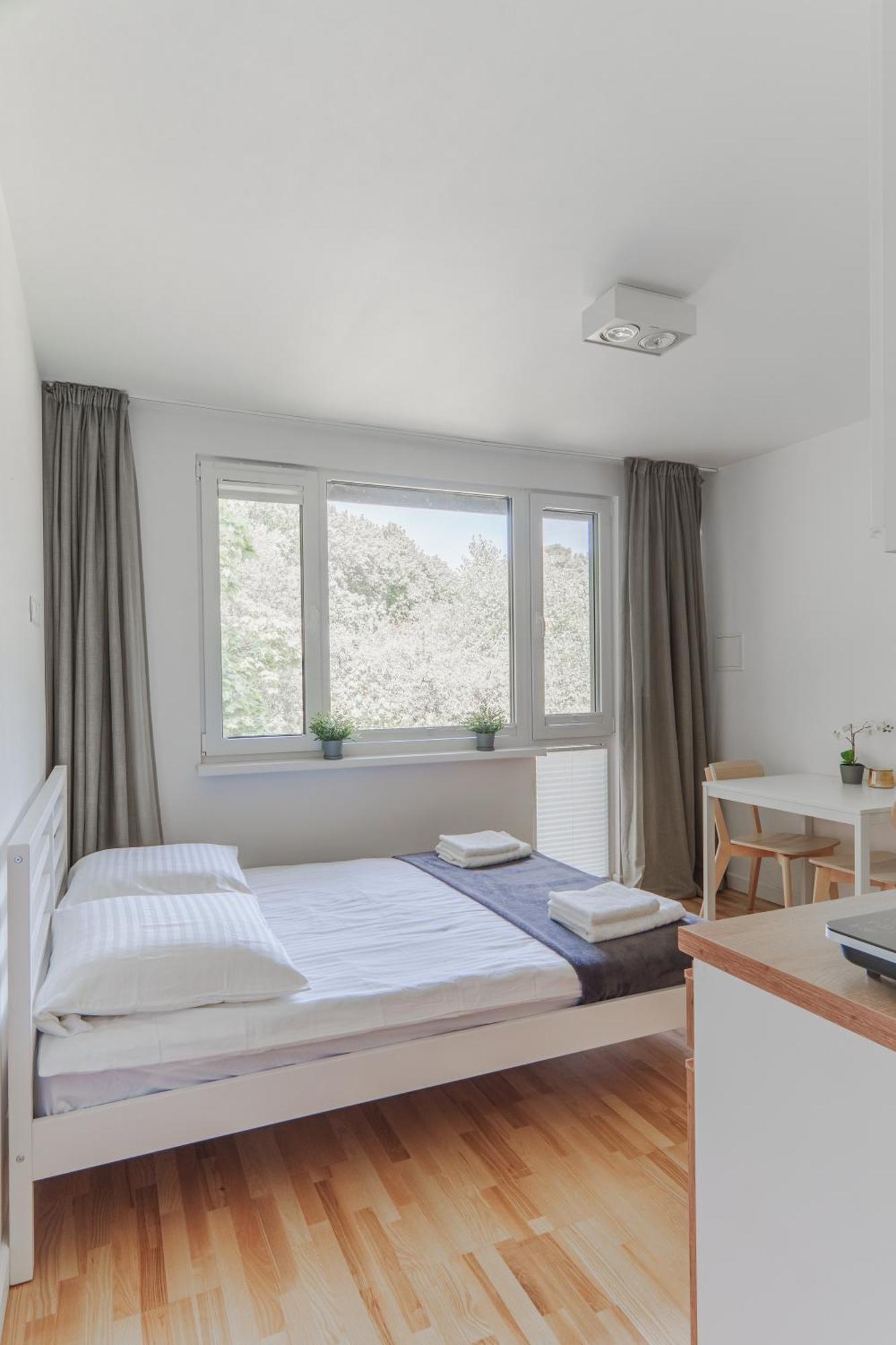 The Park Suites Βαρσοβία Εξωτερικό φωτογραφία